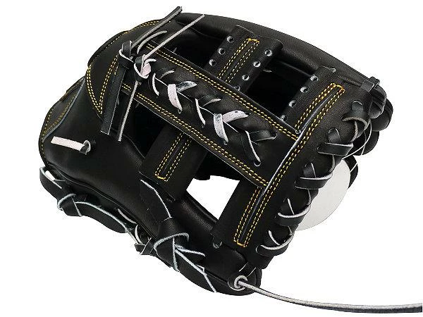 ZETT Pro Japan Steerhide 11.75 Inch Black Infielder Glove 4 ZETT Pro Japan Steerhide 11.75 Inch Black Infielder Glove - Image 4