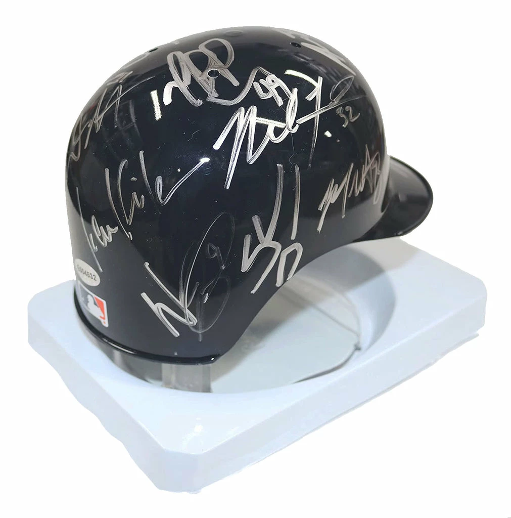 Sports-Autographs Detroit Tigers 2016 Team Signed Autographed Mini Batting Helmet Authenticated Ink COA Cabrera Castellanos Kinsler 5 Sports-Autographs Detroit Tigers 2016 Team Signed Autographed Mini Batting Helmet Authenticated Ink COA Cabrera Castellanos Kinsler - Image 5