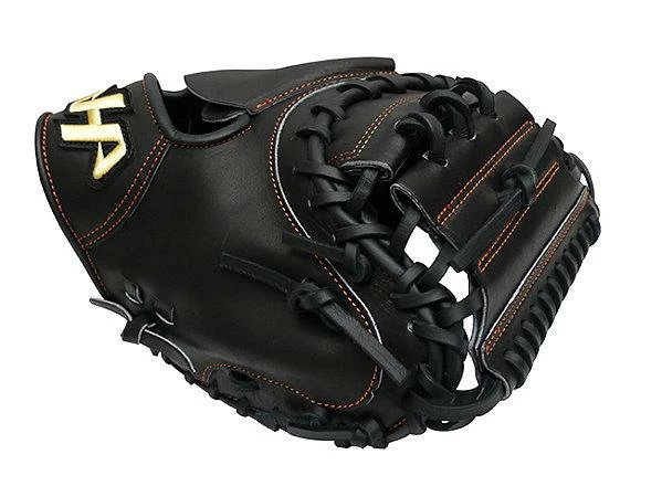 HATAKEYAMA Pro 33 Inch Black Catcher Mitt 2 HATAKEYAMA Pro 33 Inch Black Catcher Mitt - Image 2