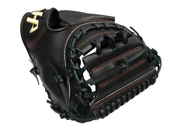 HATAKEYAMA Pro 33 Inch Black Catcher Mitt 4 HATAKEYAMA Pro 33 Inch Black Catcher Mitt - Image 4
