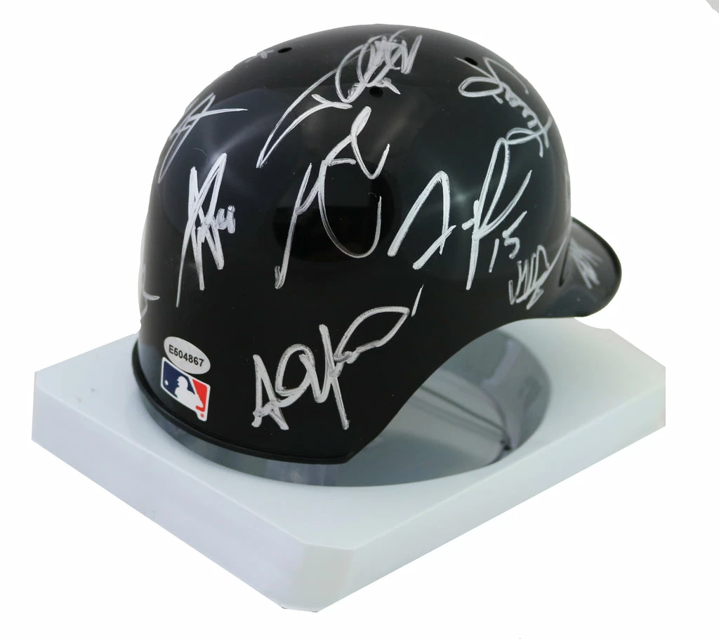 Sports-Autographs Pittsburgh Pirates 2016 Team Signed Autographed Mini Batting Helmet Authenticated Ink COA - Andrew McCutchen 4 Sports-Autographs Pittsburgh Pirates 2016 Team Signed Autographed Mini Batting Helmet Authenticated Ink COA - Andrew McCutchen - Image 4