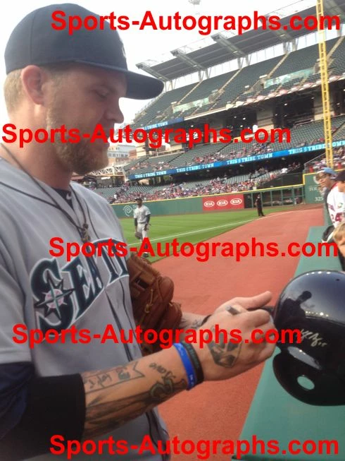 Sports-Autographs Seattle Mariners 2014 Signed Autographed MLB Replica Batting Helmet - Kyle Seager 8 Sports-Autographs Seattle Mariners 2014 Signed Autographed MLB Replica Batting Helmet - Kyle Seager - Image 8